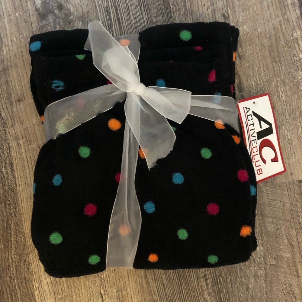 Active Club PJ pajama bottoms. Black w/ Polka dots fleece. Size large.